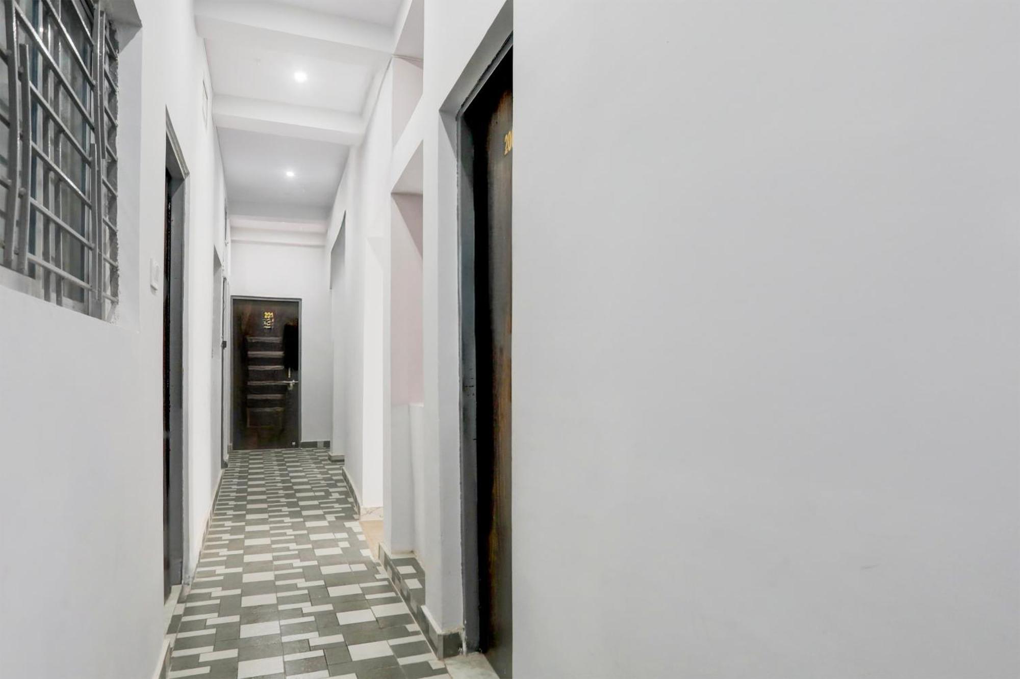 Super Hotel O Imperial Jabalpur Bagian luar foto
